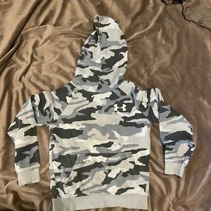 Boys cold gear Under Armour hoodie